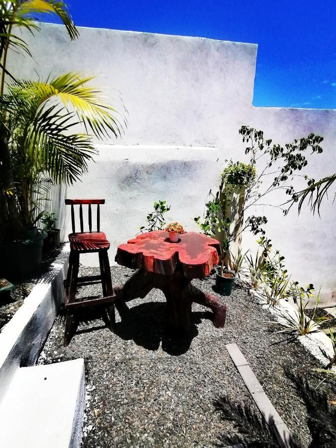 Airport Traveler's Home. Homestay