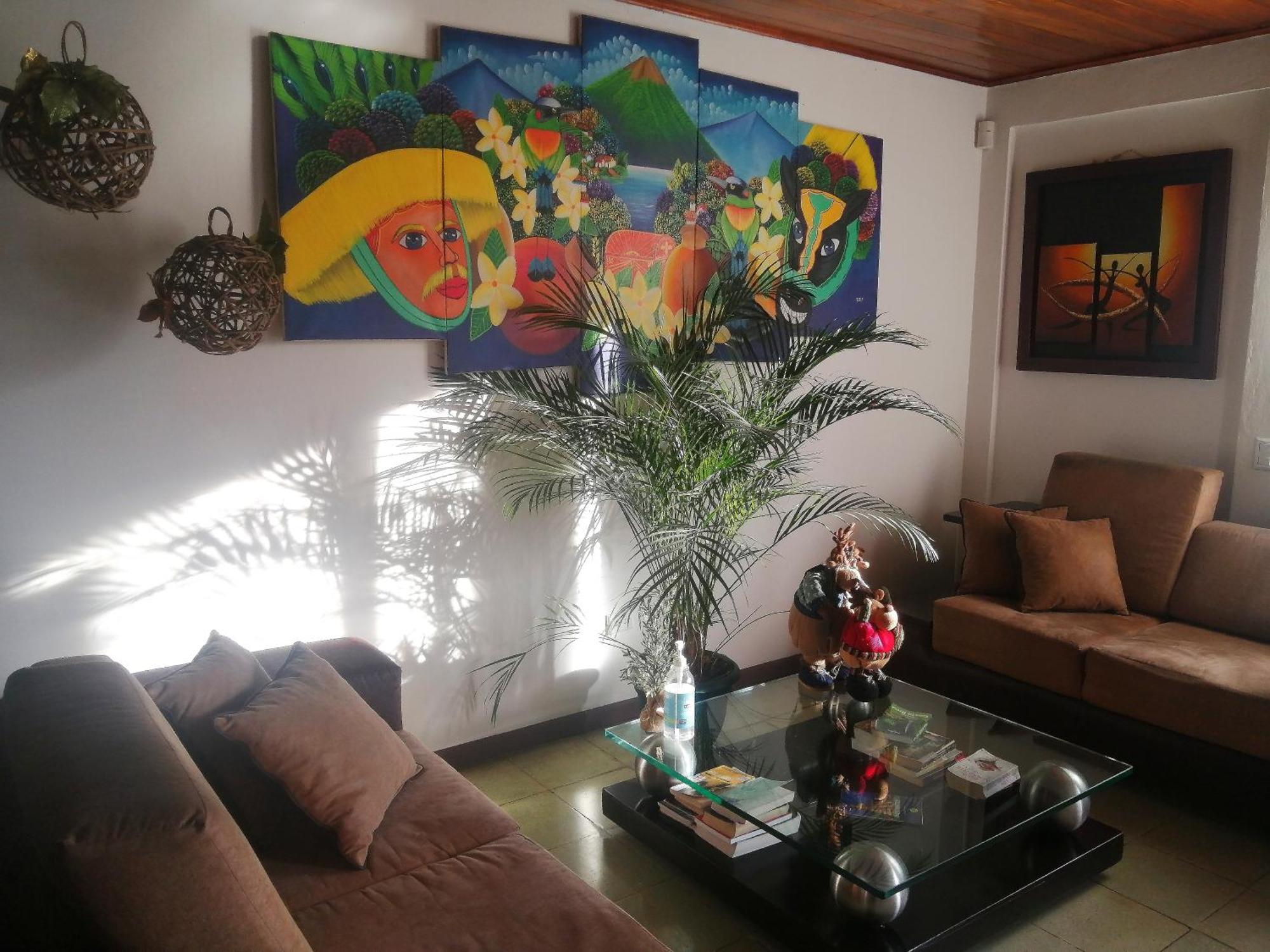 Homestay Airport Traveler's Home.