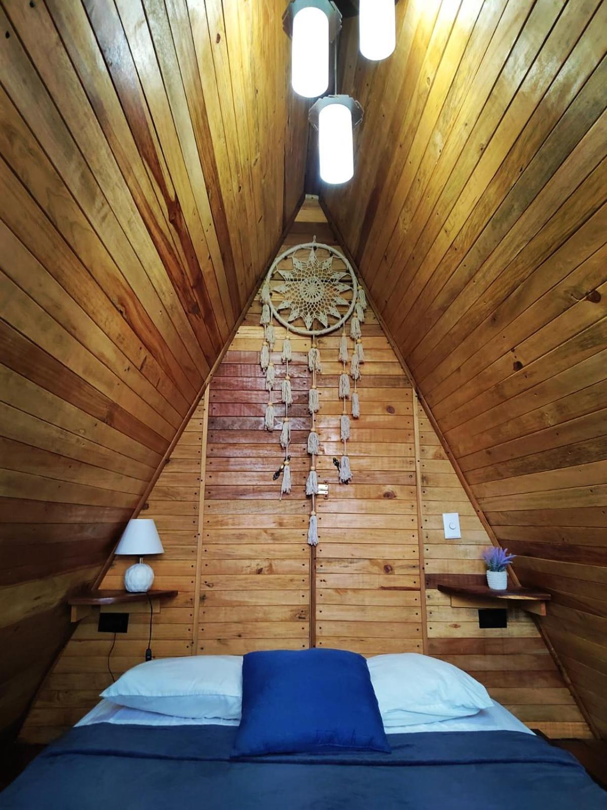 Airport Traveler's Home. Homestay Alajuela